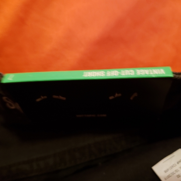 Women Chorts - Picture 10 of 16